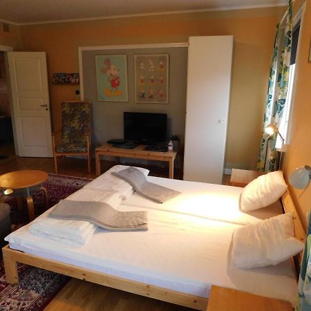 Solgarden Vandrarhem Hostal B&B Blackstad ภายนอก รูปภาพ