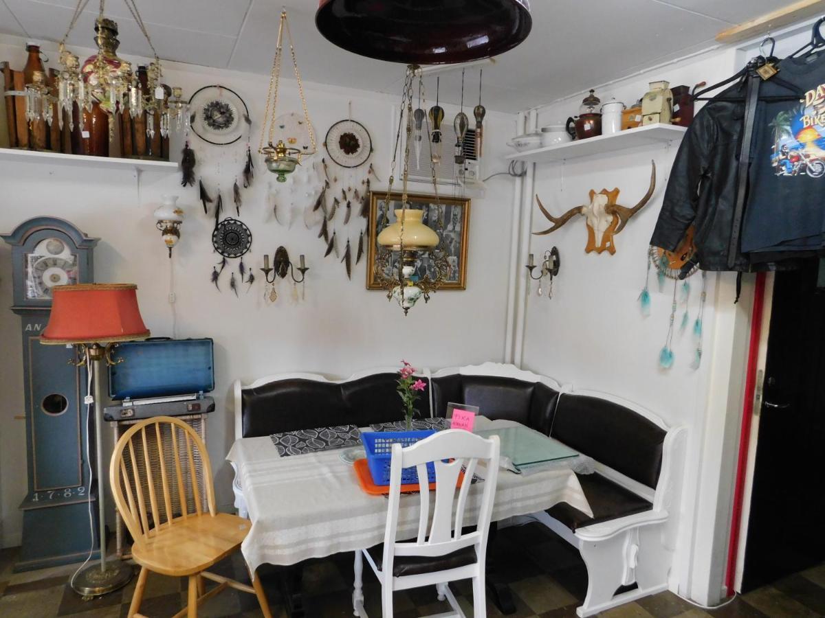 Solgarden Vandrarhem Hostal B&B Blackstad ภายนอก รูปภาพ