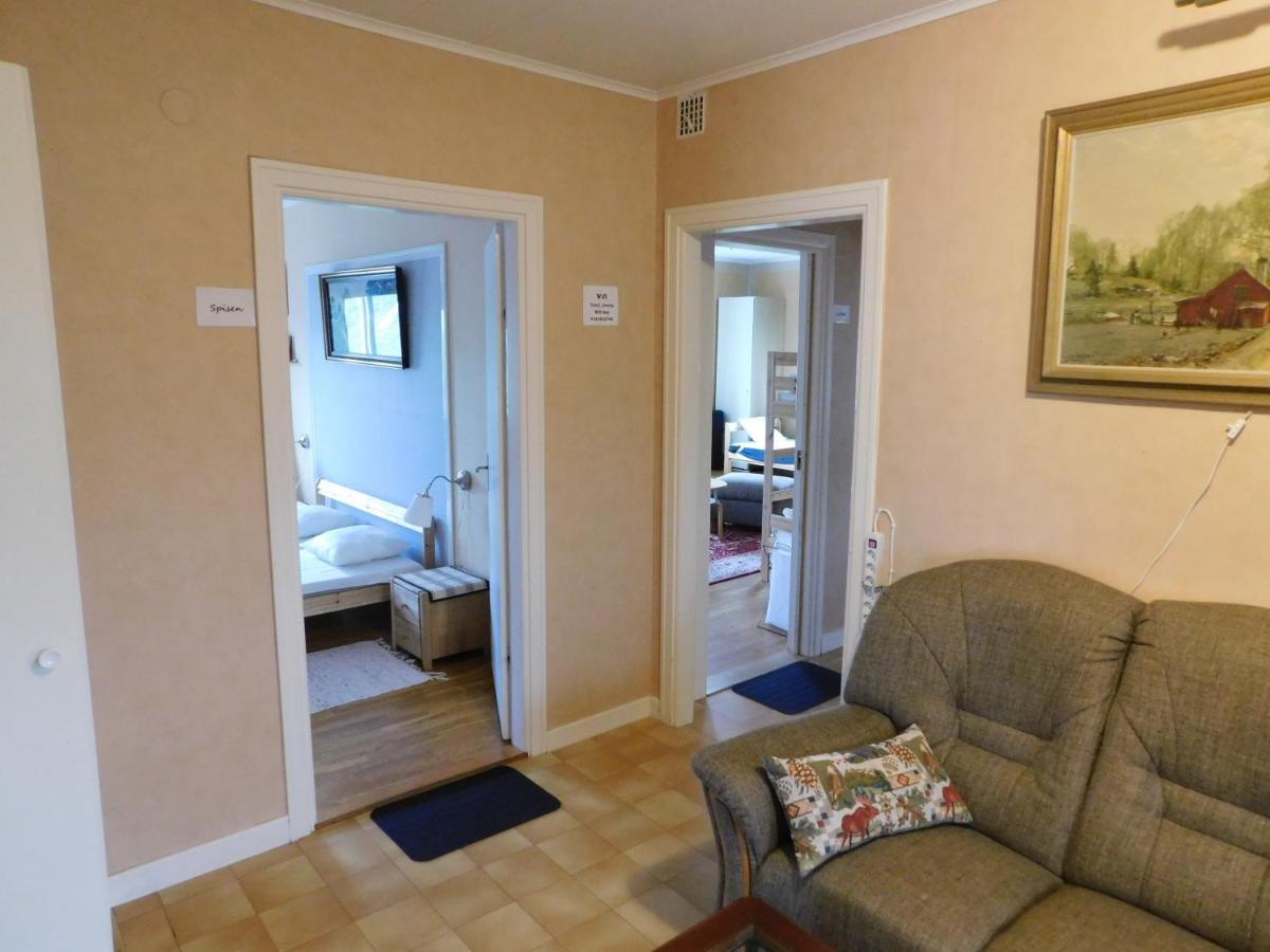 Solgarden Vandrarhem Hostal B&B Blackstad ภายนอก รูปภาพ