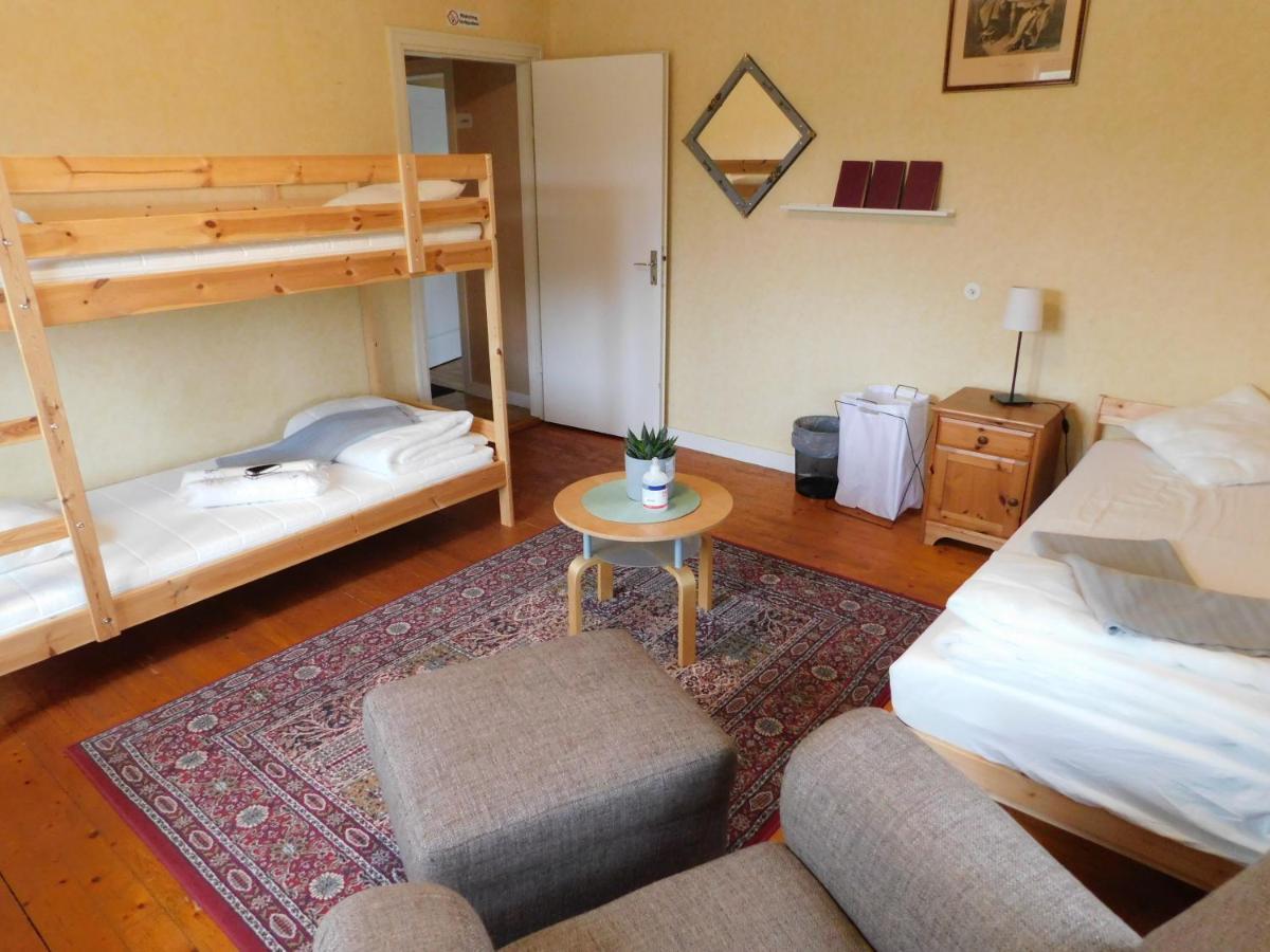 Solgarden Vandrarhem Hostal B&B Blackstad ภายนอก รูปภาพ