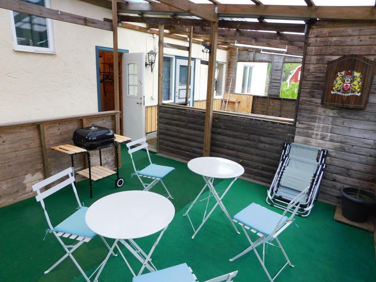 Solgarden Vandrarhem Hostal B&B Blackstad ภายนอก รูปภาพ